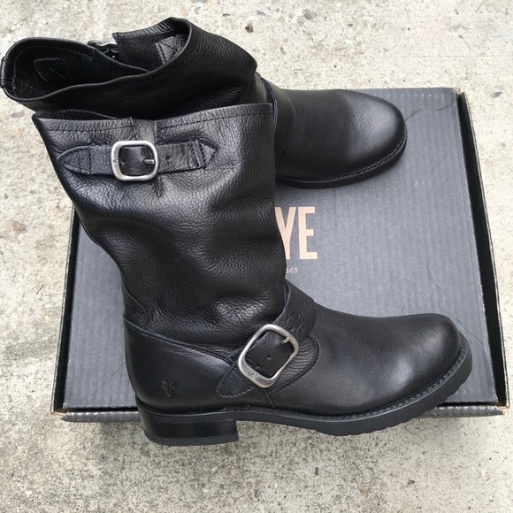 Frye Veronica Short Boot size 6 - Picture 9 of 10